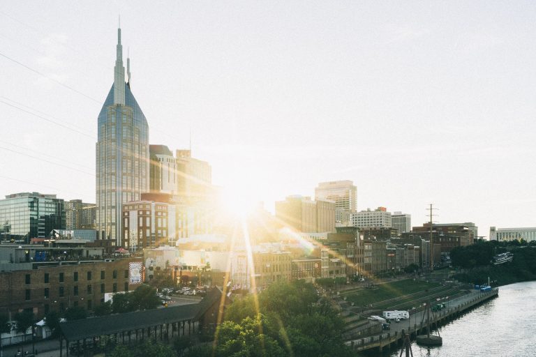 Read more about the article Do’s and Don’ts of Nashville, Tennessee (from a Local!)