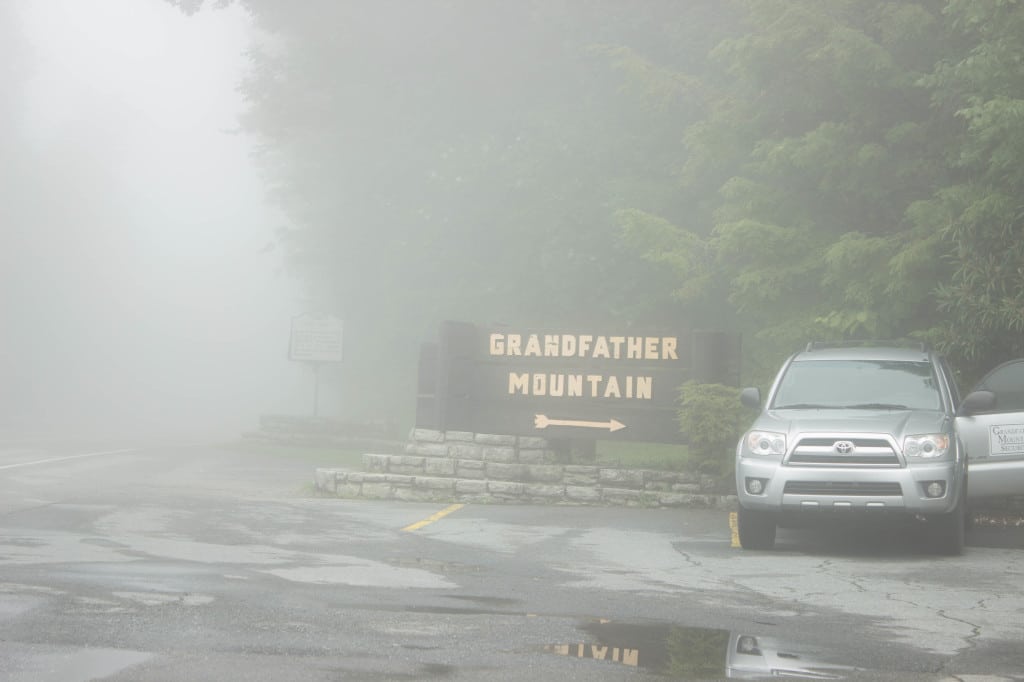 smoky mountains blue ridge parkway road trip linville falls