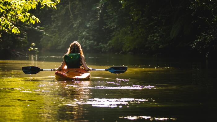 Outdoor Activities in Nashville – Canoeing Harpeth River