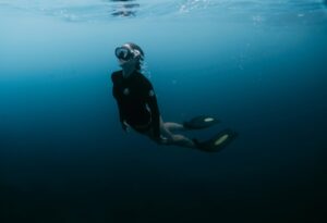 Snorkeling vs Scuba Diving – What's the Difference? • Wild Hearted