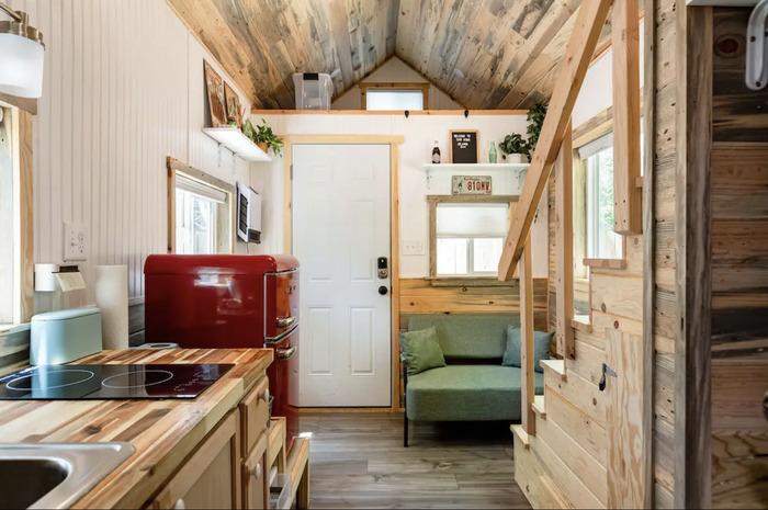 Airbnb Atlanta – Tiny Home