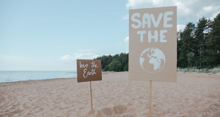 Read more about the article Ways To Reduce Your Carbon Footprint At Home And Abroad